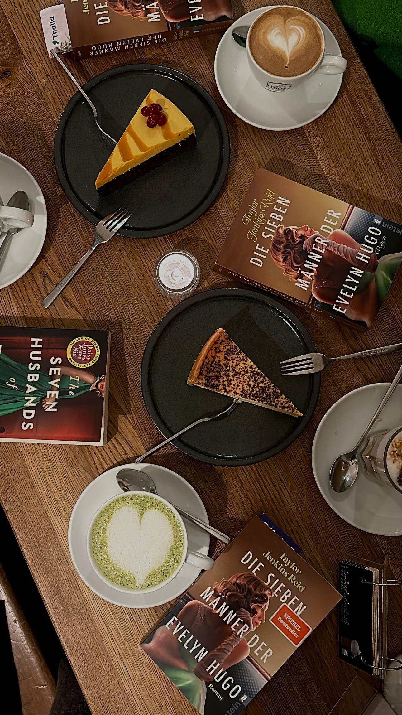 How to Start Your Own Book Club This New Year